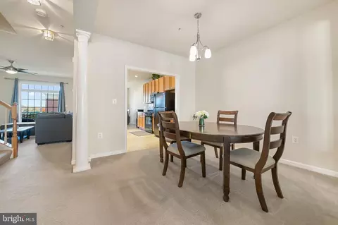 11704 Leesborough Cir, Silver Spring, MD 20902 photo 7
