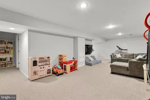 17633 Macduff Ave, Olney, MD 20832 photo 32