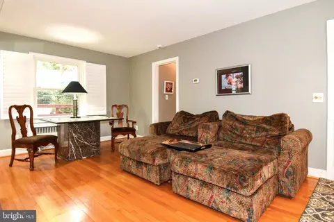 98 E Wayne Ave, Silver Spring, MD 20901 photo 9