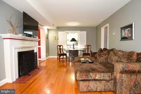 98 E Wayne Ave, Silver Spring, MD 20901 photo 8