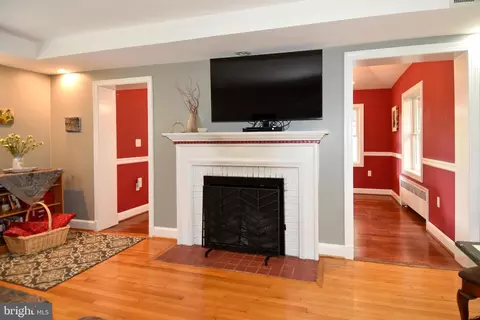 98 E Wayne Ave, Silver Spring, MD 20901 photo 10