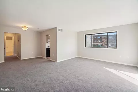 11507 Amherst Ave #45, Silver Spring, MD 20902 photo 3
