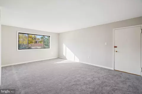 11507 Amherst Ave #45, Silver Spring, MD 20902 photo 4