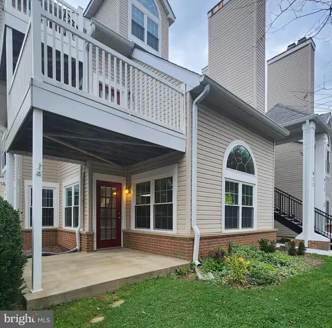 913 Hillside Lake Ter #410, Gaithersburg, MD 20878