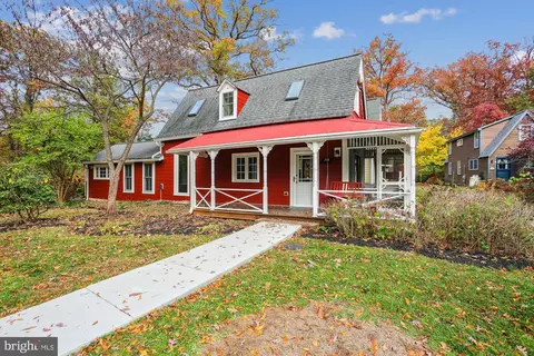 315 Grove Ave, Washington Grove, MD 20880