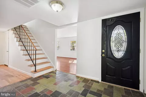 13813 Bethpage Ln, Silver Spring, MD 20906 photo 3