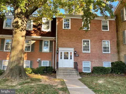 724 Quince Orchard Blvd #101, Gaithersburg, MD 20878