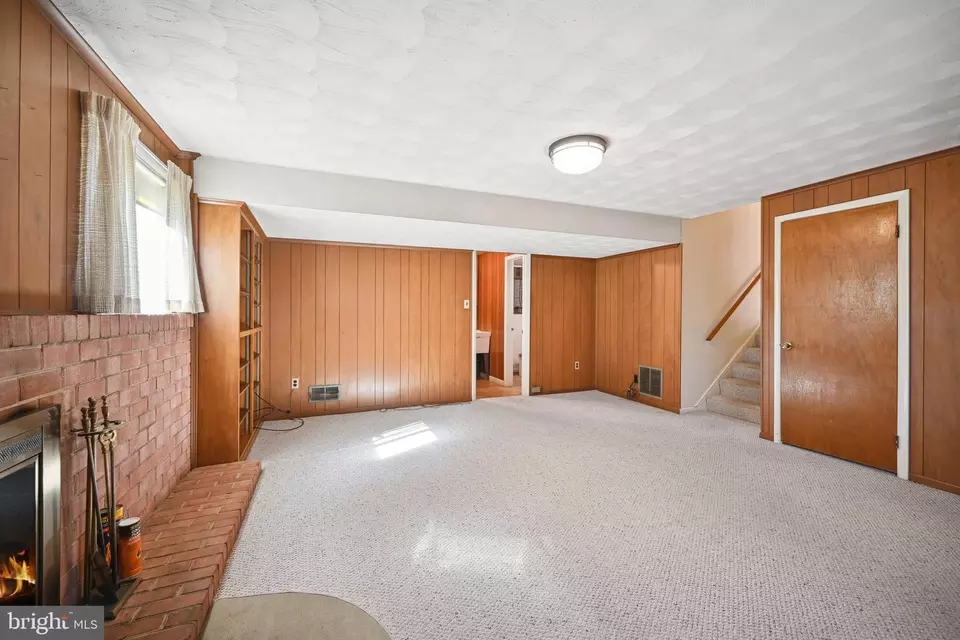  5216 Drake Ter, Rockville, MD 20853 photo 14