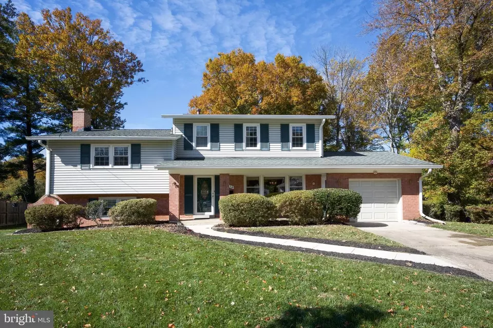  5216 Drake Ter, Rockville, MD 20853 photo 2