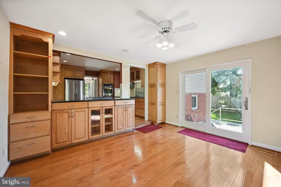  5216 Drake Ter, Rockville, MD 20853 photo 8