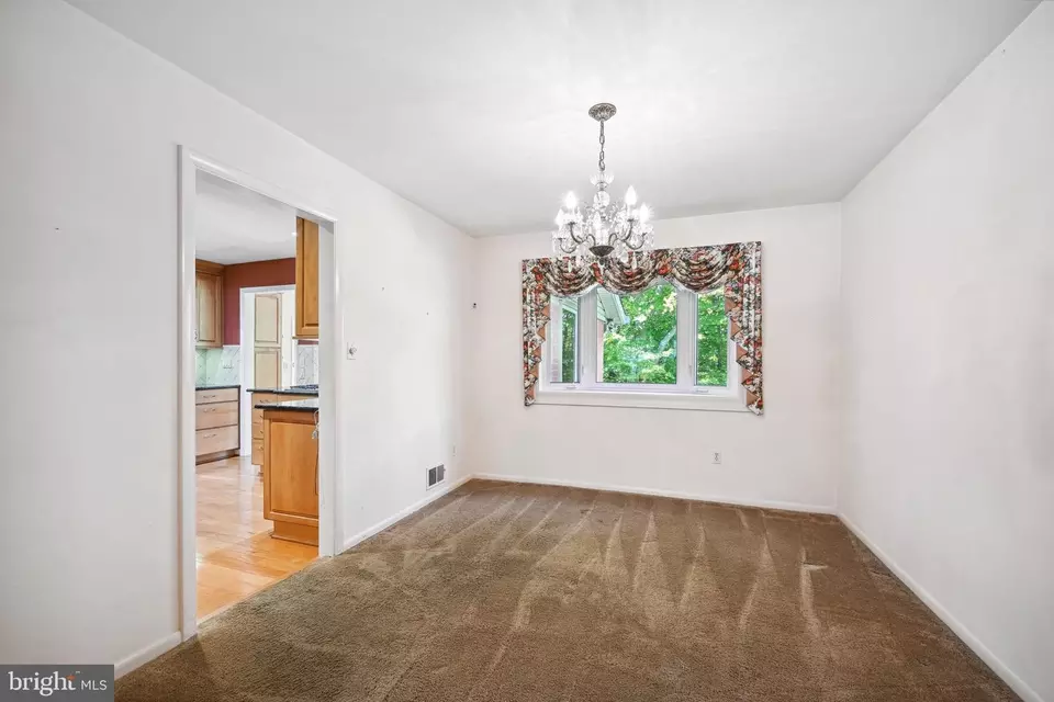  5216 Drake Ter, Rockville, MD 20853 photo 12