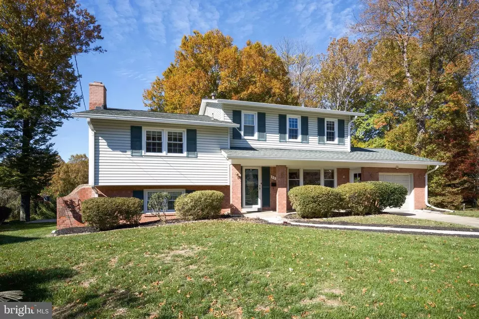  5216 Drake Ter, Rockville, MD 20853 photo 3