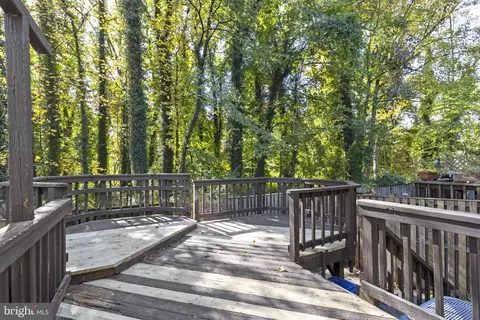 1020 Windrush Ln #27, Sandy Spring, MD 20860 photo 13