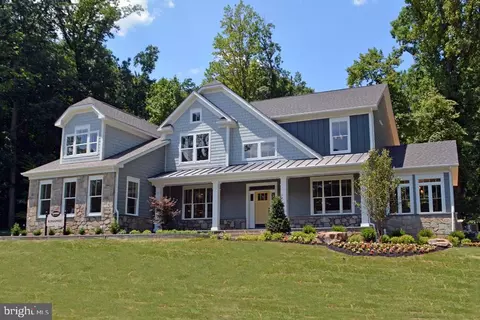18508 Brooke Rd, Sandy Spring, MD 20860 photo 1