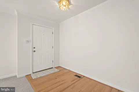 15008 Hunter Mountain Ln, Silver Spring, MD 20906 photo 5