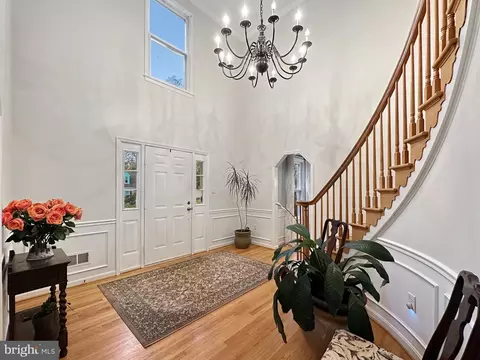 325 Soapstone Ln, Silver Spring, MD 20905 photo 4