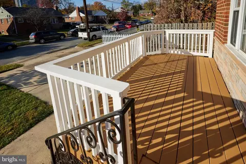 11105 Dodson Ln, Silver Spring, MD 20902 photo 3