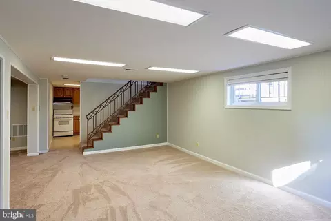 11105 Dodson Ln, Silver Spring, MD 20902 photo 24