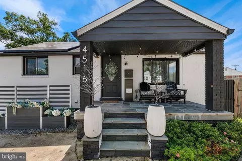 4516 Bayne St, Rockville, MD 20853