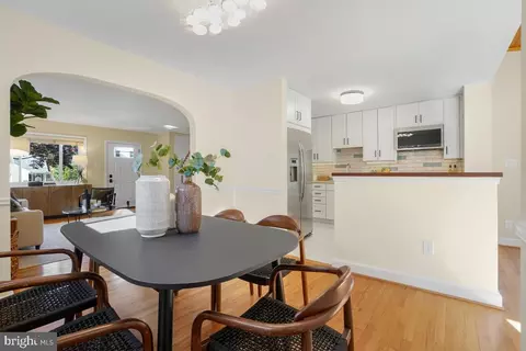 9411 Caroline Ave, Silver Spring, MD 20901 photo 8