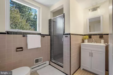 9411 Caroline Ave, Silver Spring, MD 20901 photo 22
