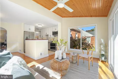 9411 Caroline Ave, Silver Spring, MD 20901 photo 10