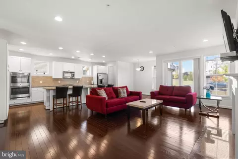 1213 Sweetbay Pl, Silver Spring, MD 20906 photo 8