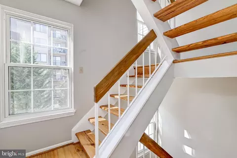 10936 Pebble Run Dr, Silver Spring, MD 20902 photo 34