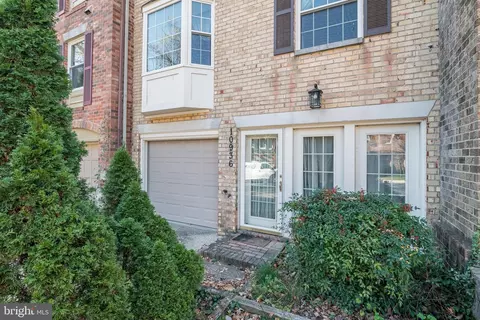 10936 Pebble Run Dr, Silver Spring, MD 20902 photo 4