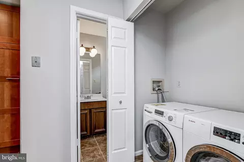 10936 Pebble Run Dr, Silver Spring, MD 20902 photo 31