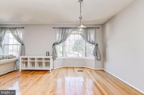 10936 Pebble Run Dr, Silver Spring, MD 20902 photo 15