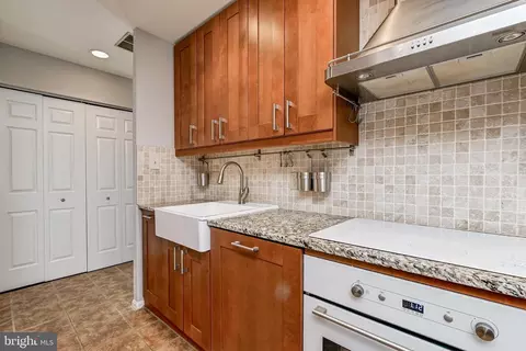 10936 Pebble Run Dr, Silver Spring, MD 20902 photo 26