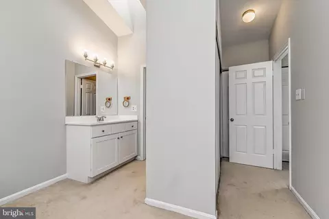 10936 Pebble Run Dr, Silver Spring, MD 20902 photo 40