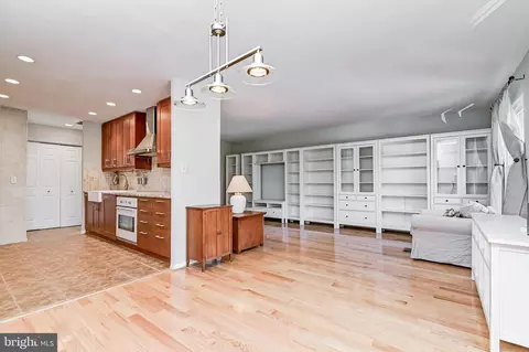10936 Pebble Run Dr, Silver Spring, MD 20902 photo 13