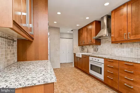 10936 Pebble Run Dr, Silver Spring, MD 20902 photo 18