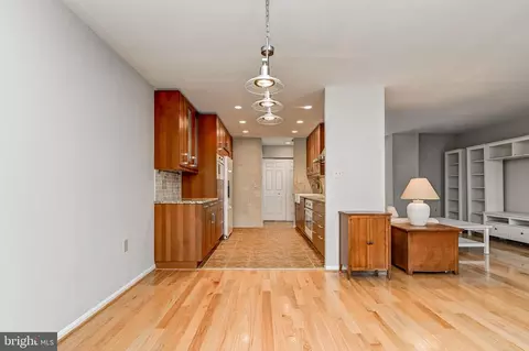 10936 Pebble Run Dr, Silver Spring, MD 20902 photo 17