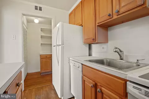 12106 Foley St, Silver Spring, MD 20902 photo 14