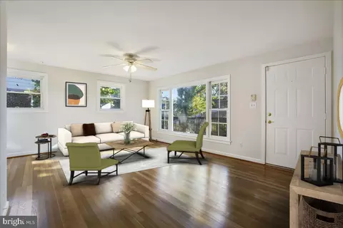 12106 Foley St, Silver Spring, MD 20902 photo 4
