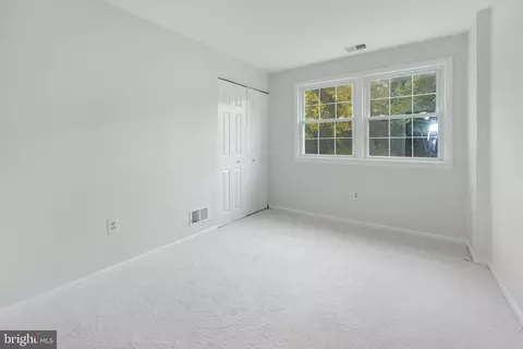 9705 Nassau Ln, Silver Spring, MD 20901 photo 28