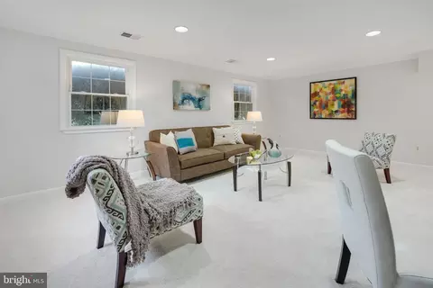 9705 Nassau Ln, Silver Spring, MD 20901 photo 25