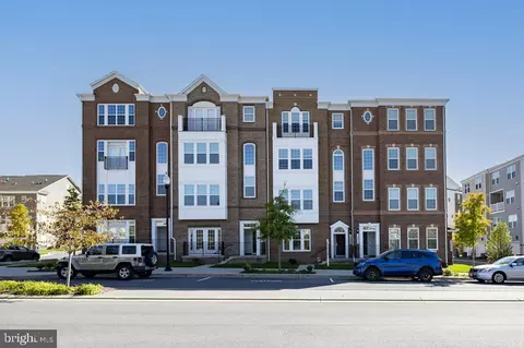 12854 Cloverleaf Center Dr #165 E, Germantown, MD 20874