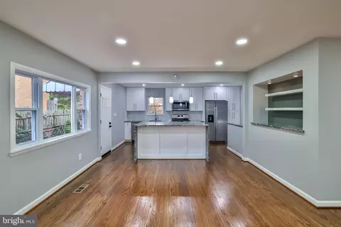 9315 Weaver St, Silver Spring, MD 20901 photo 8