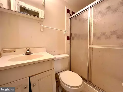 10204 Folk St, Silver Spring, MD 20902 photo 24