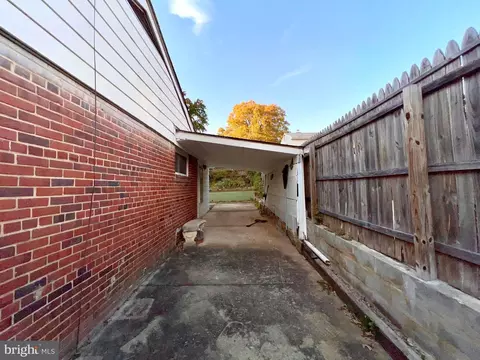 10204 Folk St, Silver Spring, MD 20902 photo 4
