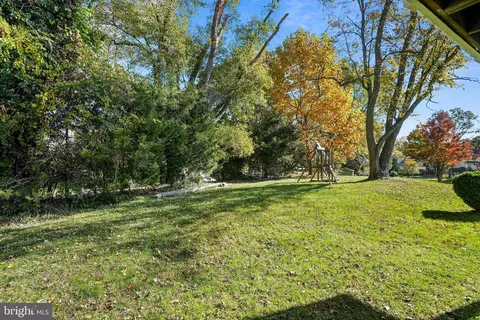 1933 Morningmist Dr, Silver Spring, MD 20906 photo 15