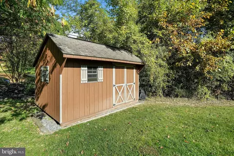 1933 Morningmist Dr, Silver Spring, MD 20906 photo 14