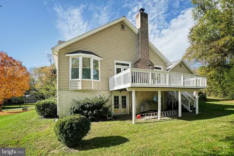 1933 Morningmist Dr, Silver Spring, MD 20906 photo 10