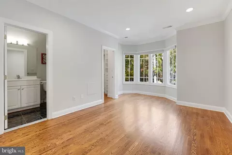 11222 River View Dr, Potomac, MD 20854 photo 49