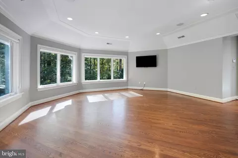 11222 River View Dr, Potomac, MD 20854 photo 32