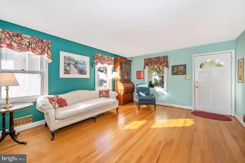 10115 Grant Ave, Silver Spring, MD 20910 photo 5